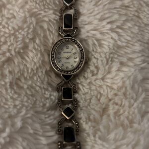Novella Bracelet Black and Silver Link Vintage Watch